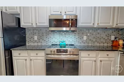 9102 Walden Park Drive, Savannah, GA 31410 - Photo 6