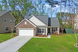 1696 Garden Hills Loop, Richmond Hill, GA 31324 - Photo 2