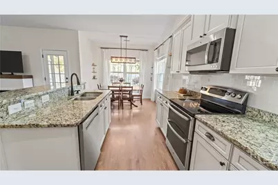 1696 Garden Hills Loop, Richmond Hill, GA 31324 - Photo 14