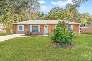 216 Holiday Cir, Savannah, GA 31419 - Photo 2