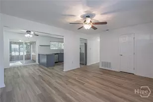 216 Holiday Cir, Savannah, GA 31419 - Photo 4
