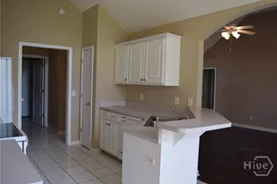 63 Edie Ct, Richmond Hill, GA 31324 - Photo 8