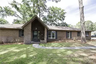 12 Jameswood Ave, Savannah, GA 31406 - Photo 2