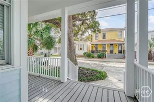 216 W 43rd St, Savannah, GA 31401 - Photo 2