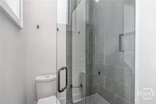 216 W 43rd St, Savannah, GA 31401 - Photo 16
