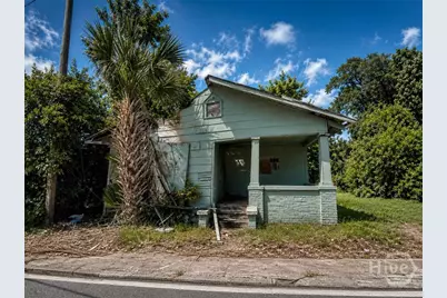 1022 W Victory Drive, Savannah, GA 31415 - Photo 1