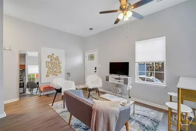323 W 31st Street #2, Savannah, GA 31401 - Photo 8