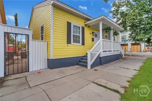 323 W 31st St, Savannah, GA 31401 - Photo 2