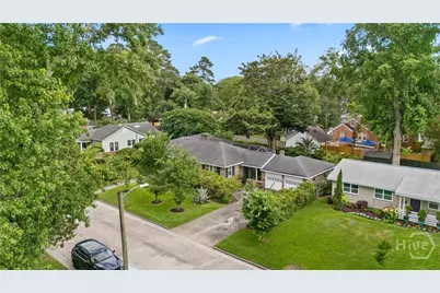 1409 E 49th Street, Savannah, GA 31404 - Photo 4