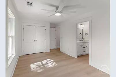 1608 Reynolds Street, Savannah, GA 31401 - Photo 10