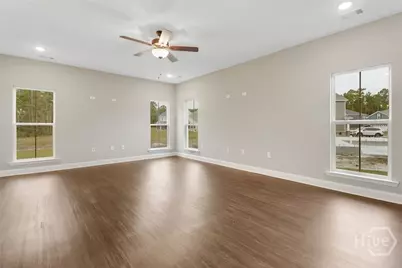 152 Hanover Place, Richmond Hill, GA 31324 - Photo 6