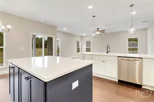 152 Hanover Pl, Richmond Hill, GA 31324 - Photo 12