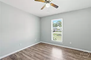1329 Pine Ridge Dr, Savannah, GA 31406 - Photo 20