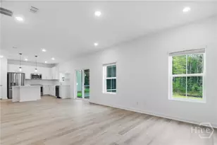 293 Kingswood Cir, Savannah, GA 31302 - Photo 10