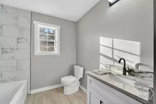 1329 E 33rd St, Savannah, GA 31404 - Photo 26