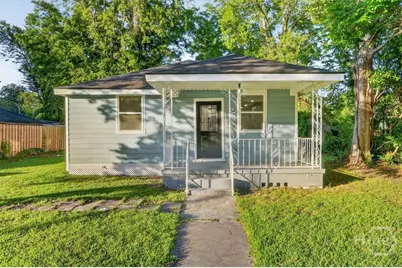 1329 E 33rd Street, Savannah, GA 31404 - Photo 2