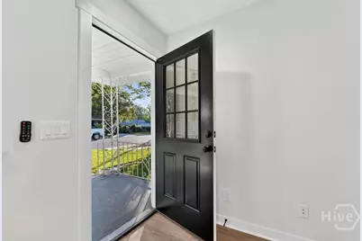 1329 E 33rd Street, Savannah, GA 31404 - Photo 6