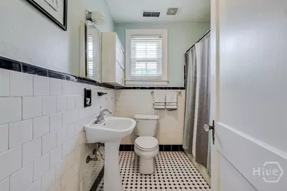 722 E 40th Street, Savannah, GA 31401 - Photo 18