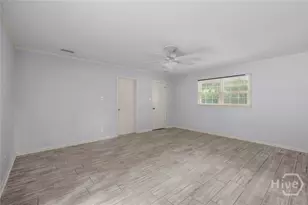301 Wellington Rd, Savannah, GA 31410 - Photo 36