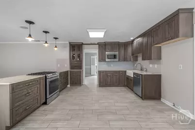 301 Wellington Road, Savannah, GA 31410 - Photo 14