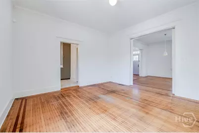 525 Maupas Avenue, Savannah, GA 31401 - Photo 30
