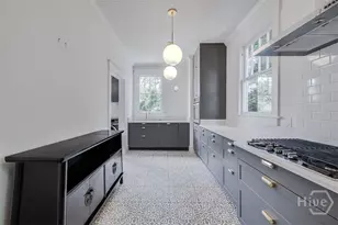 525 Maupas Ave, Savannah, GA 31401 - Photo 14