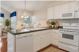 136 Heritage Way, Savannah, GA 31419 - Photo 12