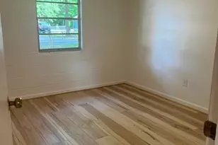 201 Oak St, Bloomingdale, GA 31302 - Photo 6