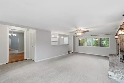 220 Columbus Drive, Savannah, GA 31405 - Photo 10