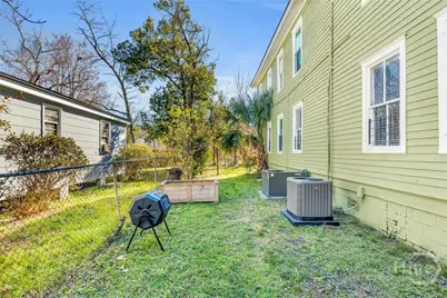 709 E 35th Street, Savannah, GA 31401 - Photo 28