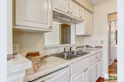 12300 Apache Avenue #202, Savannah, GA 31419 - Photo 4