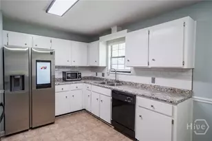 257 Whitetail Cir, Hinesville, GA 31313 - Photo 12