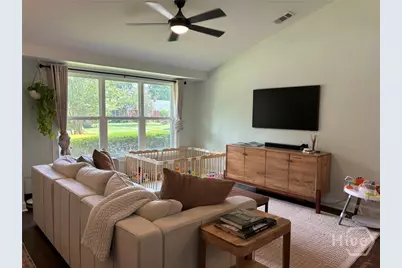 105 E 66th Street, Savannah, GA 31405 - Photo 4