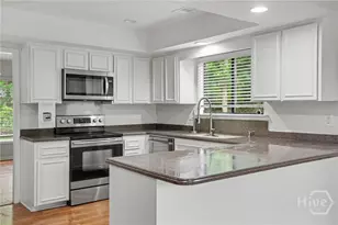 14 Hemingway Dr, Savannah, GA 31411 - Photo 14