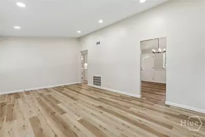 318 Briarcliff Circle, Savannah, GA 31419 - Photo 28