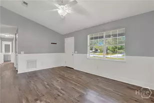 233 Sheila Dr, Hinesville, GA 31313 - Photo 6