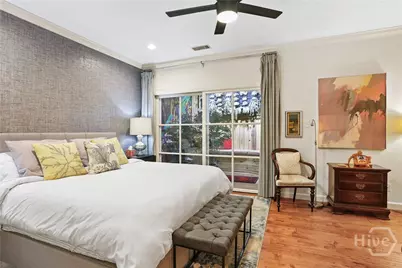519 Tattnall Street, Savannah, GA 31401 - Photo 20