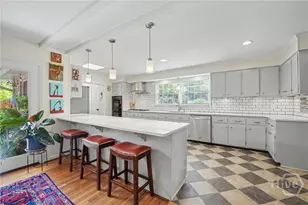 318 Johnston St, Savannah, GA 31405 - Photo 10