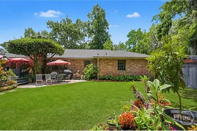 318 Johnston Street, Savannah, GA 31405 - Photo 24