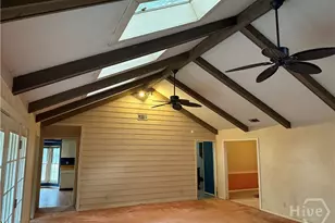 18 Monastery Rd, Savannah, GA 31411 - Photo 14