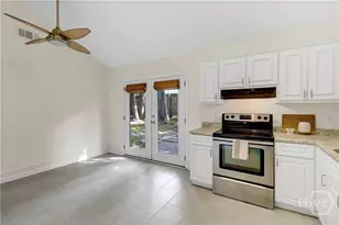 132 Hunt Club Ct, Savannah, GA 31406 - Photo 12