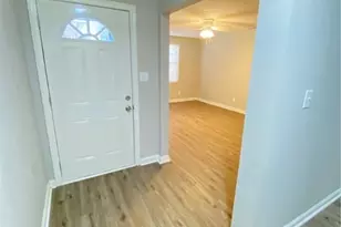 2137 Bolling St, Savannah, GA 31404 - Photo 2