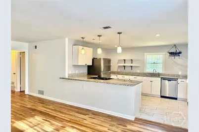 1714 E 60th Street, Savannah, GA 31404 - Photo 6
