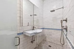 120 W 37th St, Savannah, GA 31401 - Photo 24