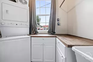 120 W 37th St, Savannah, GA 31401 - Photo 22