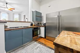 120 W 37th St, Savannah, GA 31401 - Photo 18