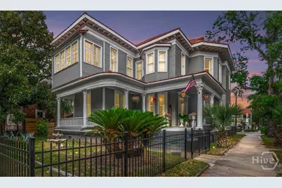 120 W 37th Street, Savannah, GA 31401 - Photo 2