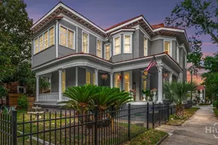 120 W 37th St, Savannah, GA 31401 - Photo 2