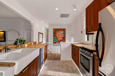 107 E 35th Street, Savannah, GA 31401 - Photo 26