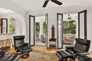 107 E 35th St, Savannah, GA 31401 - Photo 24